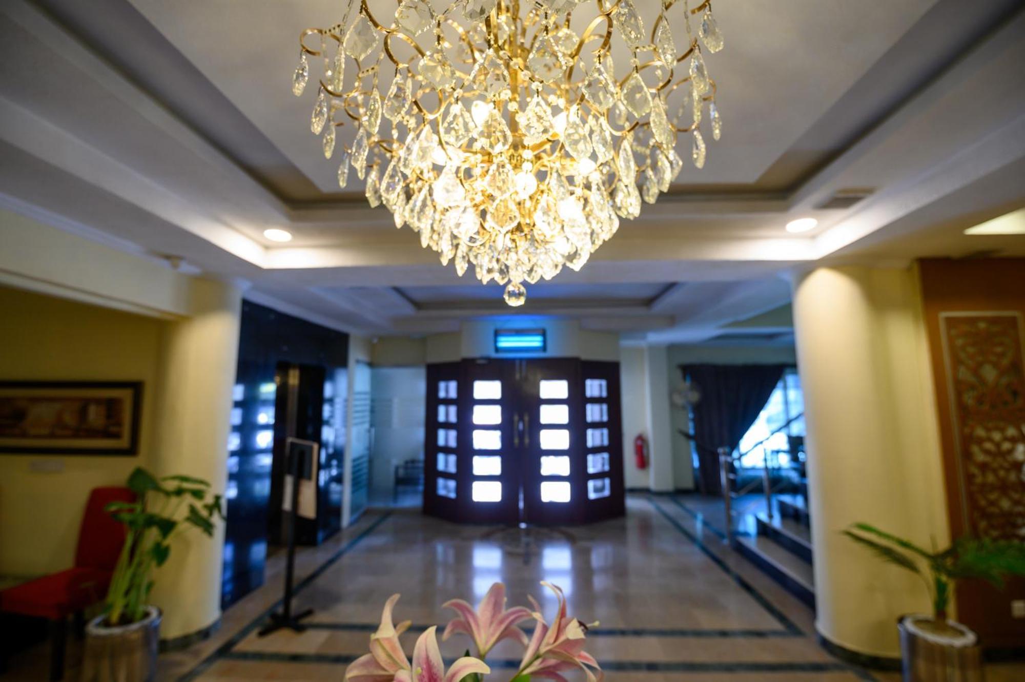Hotel One Abbottabad Exterior foto